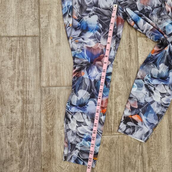 Lululemon Leggings Women 12 Fast and Free High-Rise 25" Luminescent Floral Multi - Picture 8 of 16